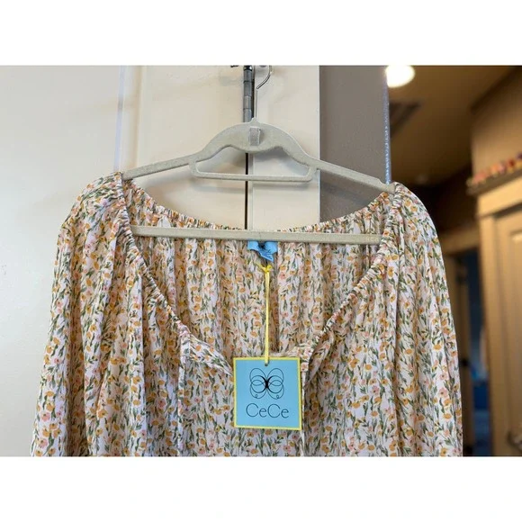 CeCe Women's Flowy Lightweight NWT Floral Print Summery Split Sleeve Blouse XL - Picture 2 of 13